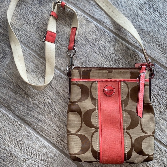 Coach bag - Picture 1 of 10